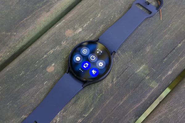Watch6 SmartCall Combo – Bluetooth Smartwatch (40mm Display, SIM + Fitness Tracker) | Free AirPods